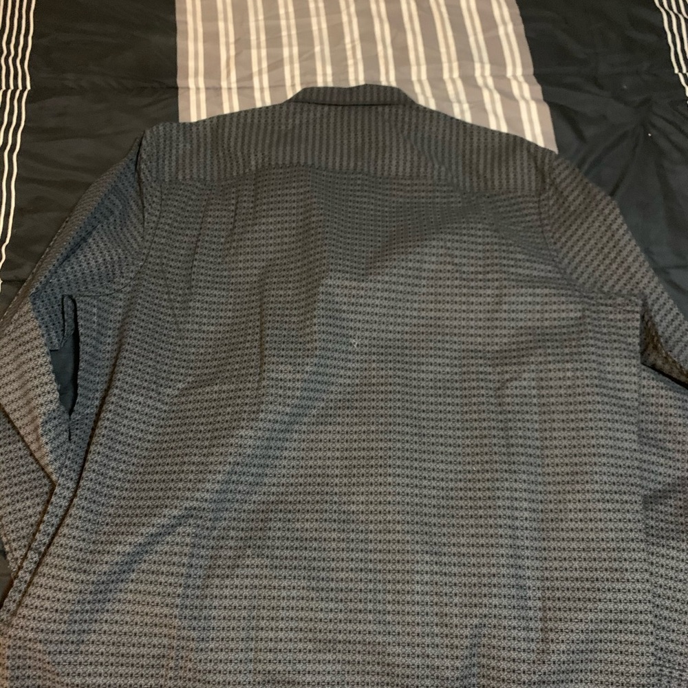 Axist Pattern Button Down - Picture 4 of 4